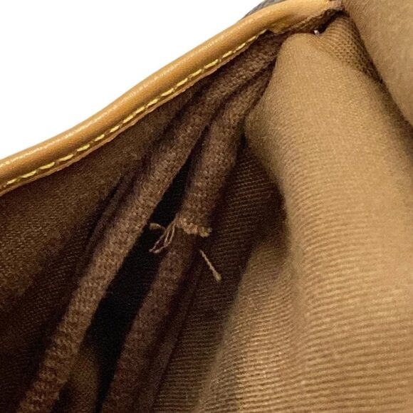 LOUIS VUITTON Saumur 30 Monogram Shoulder Bag Monogram Canvas 537-090125 - Picture 12 of 14